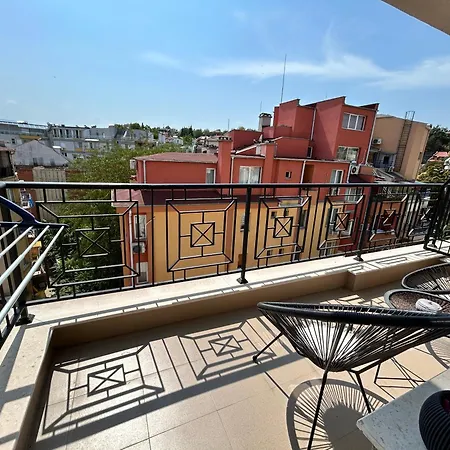 Old Town 3 With Free Private Parking *