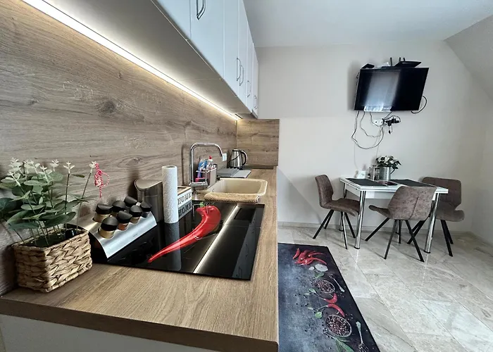 Old Town 3 With Free Private Parking